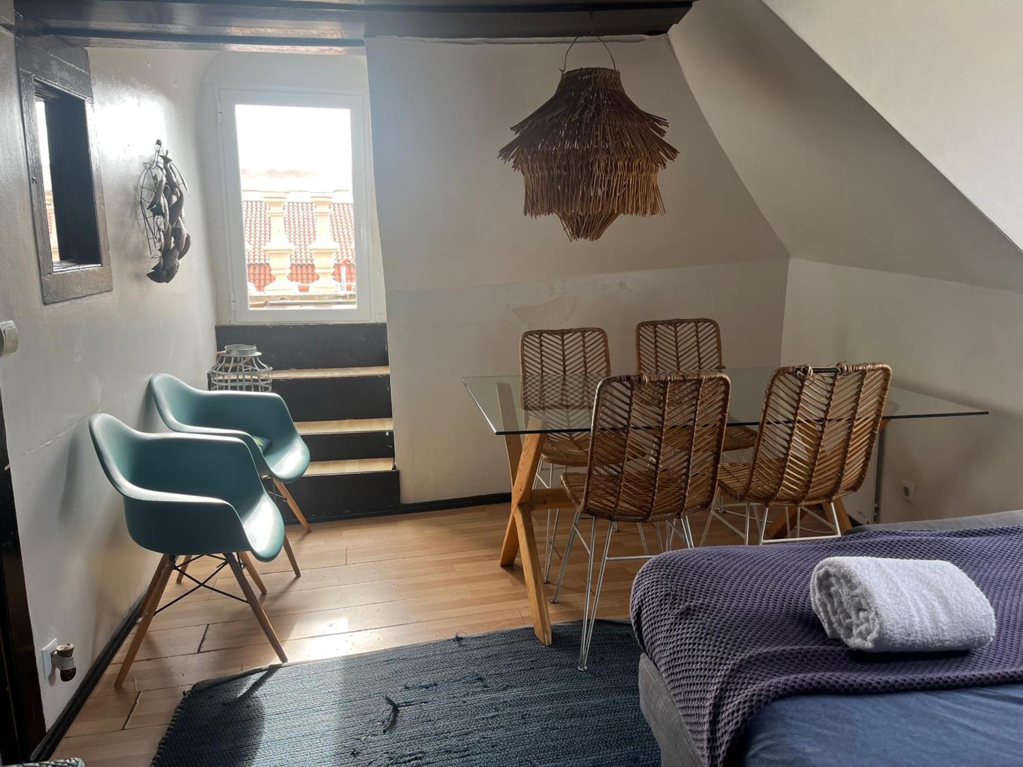 Apartment With Balcony Near Rossio Lissabon